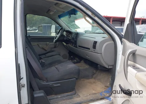 2011 Chevrolet Silverado K2500 Heavy Duty из США, поврежденный, VIN 1GC2KVCGXBZ255567